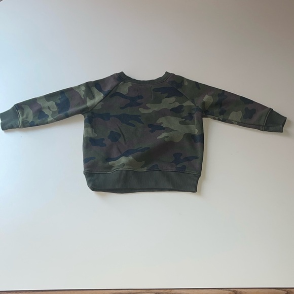 Old Navy Toddler Camo Sweatshirt with Orange Logo - Picture 4 of 6
